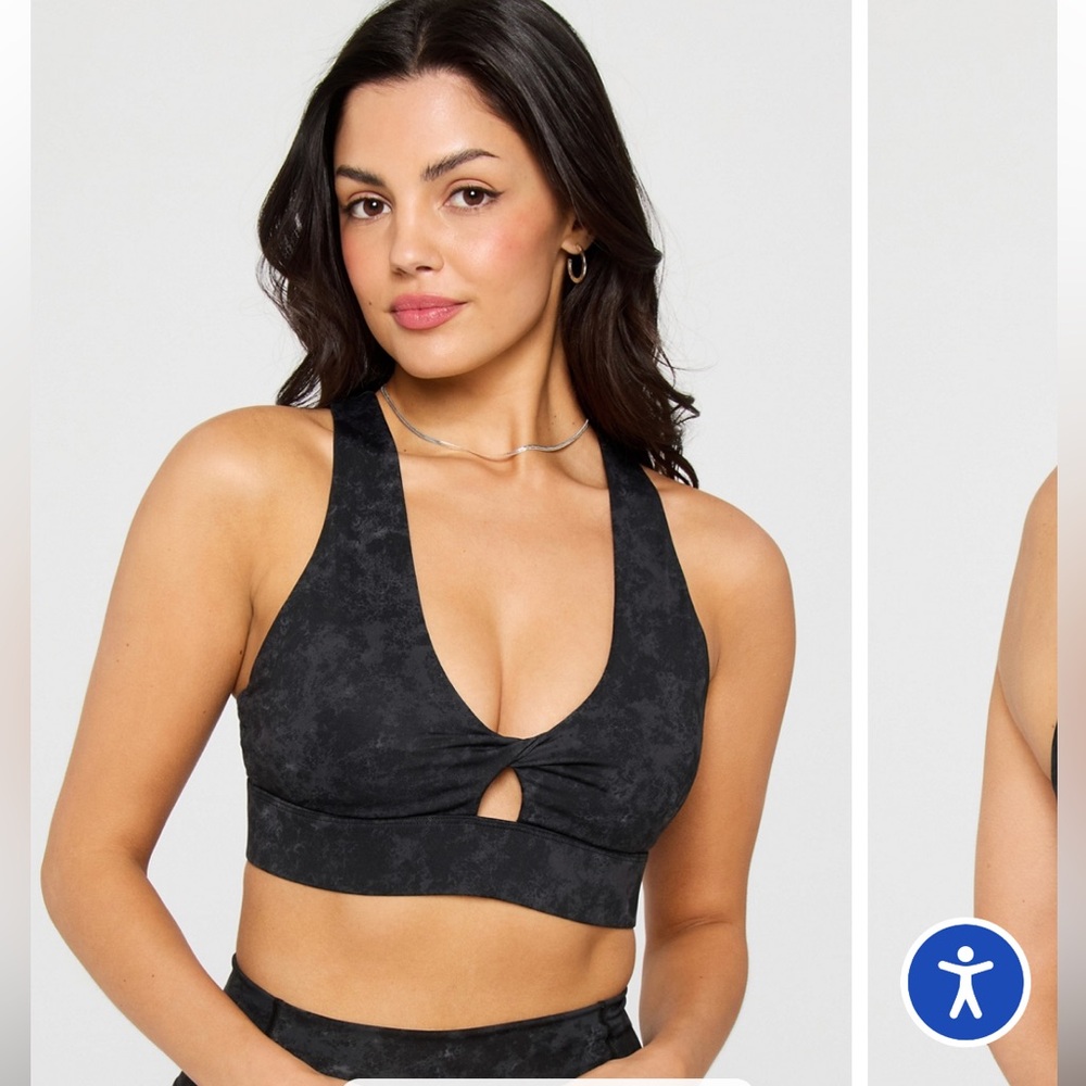 NWT Fabletics Oasis Twist Medium‎ Impact Sports Bra